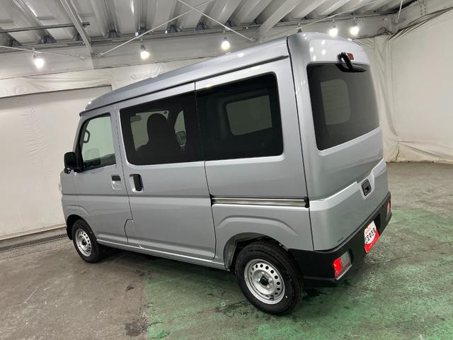 ハイゼットカーゴＤＸ　走行８キロ／登録済未使用車一年保証・走行距離無制限　助手席エアバック　オートライト　オートマチックハイビーム　クリアランスソナー　アイドリングストップ（東京都）の中古車