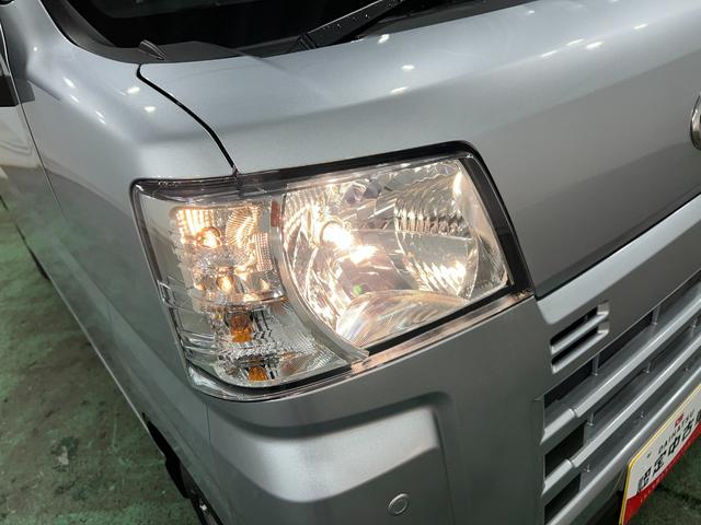 ハイゼットカーゴＤＸ　走行８キロ／登録済未使用車一年保証・走行距離無制限　助手席エアバック　オートライト　オートマチックハイビーム　クリアランスソナー　アイドリングストップ（東京都）の中古車