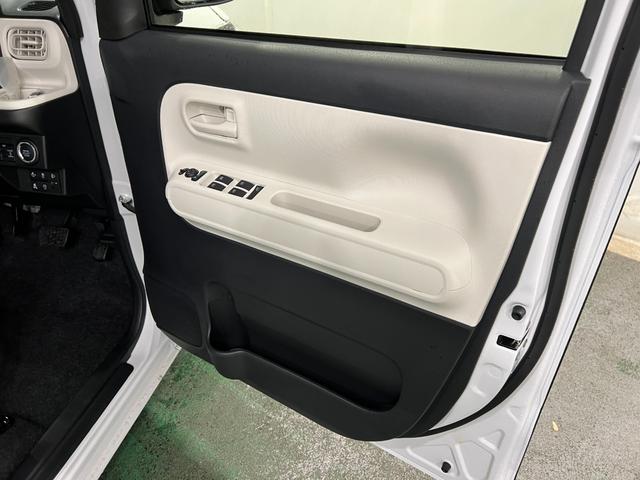 ムーヴキャンバスストライプスＸ　走行６キロ／登録済未使用車１年保証距離無制限　走行距離６キロ　サイドエアバッグ　ＬＥＤヘッドランプ　アイドリングストップ　両側電動スライドドア　オート格納式ドアミラー　電動パーキングブレーキ（東京都）の中古車