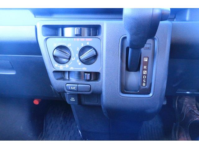 ハイゼットカーゴデッキバンＧ　当社使用試乗車ＵＰ車１年保証・距離無制限・ディスプレイオーディオ・バックモニター・クリアランスソナー付（埼玉県）の中古車