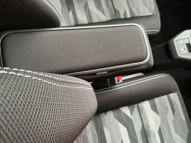 タフトＧターボ　ダーククロムベンチャー／走行３２キロ／バックカメラディスプレイオーディオ／バックカメラ／（埼玉県）の中古車