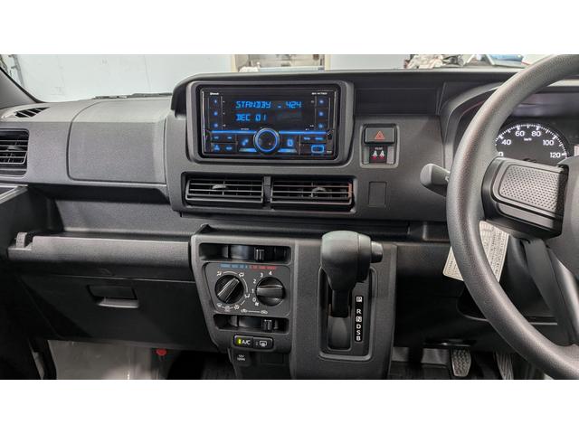 ハイゼットカーゴＤＸサポカーＳワイド適合　オーディオ　エアコン　アクセサリーソケット　コーナーセンサー　アイドリングストップ　光軸調整ダイヤル　横滑り防止機能　誤発進抑制機能　パワーウインドウ　キーレス（神奈川県）の中古車