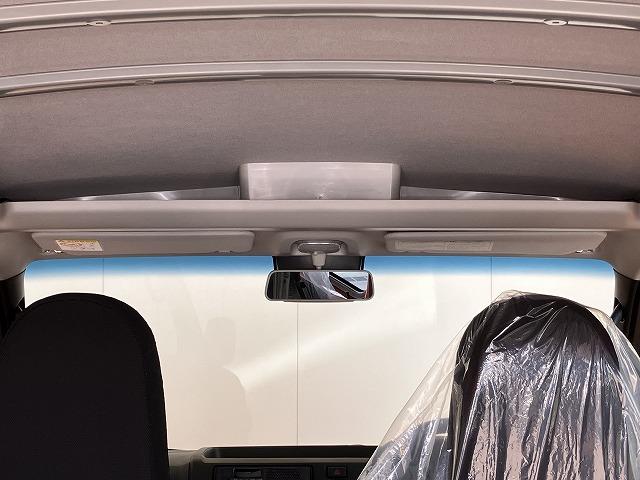 ハイゼットカーゴＤＸサポカーＳワイド適合　ラジオ　エアコン　アクセサリーソケット　コーナーセンサー　アイドリングストップ　光軸調整ダイヤル　横滑り防止機能　誤発進抑制機能　パワーウインドウ　キーレス（神奈川県）の中古車