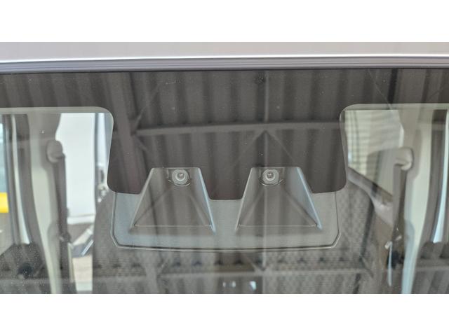 ハイゼットカーゴDXサポカーSワイド適合 ラジオ エアコン アクセサリーソケット コーナーセンサー アイドリングストップ 光軸調整ダイヤル 横滑り防止機能 誤発進抑制機能 パワーウインドウ キーレス(神奈川県)の中古車