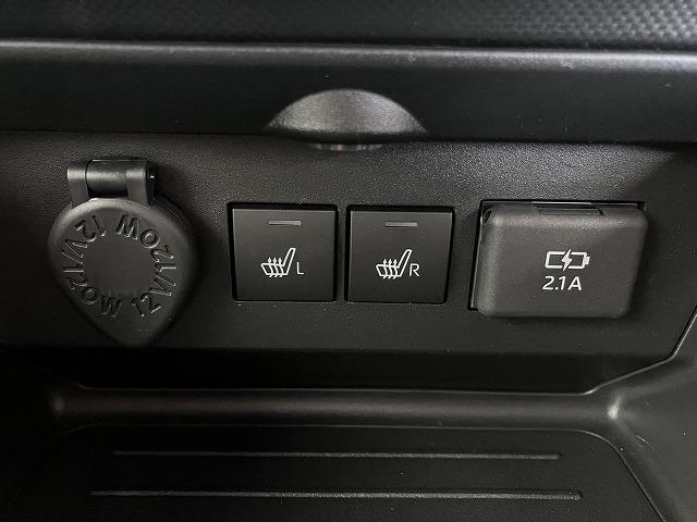 ロッキープレミアムＧサポカーＳワイド適合　電動パーキングブレーキ　ＵＳＢ接続端子　ステアリングスイッチ　全車速追従機能付ＡＣＣ　シートヒーター　コーナーセンサー　キーフリー（神奈川県）の中古車