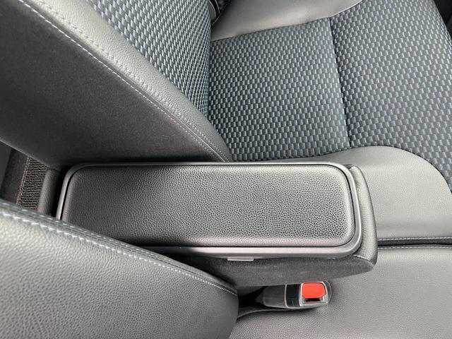 タントカスタムＲＳ　　ナビゲーション　バックカメラ　ＥＴＣ車載器保証１年間距離無制限付き　両側電動スライドドア　ＬＥＤヘッドランプ　ＬＥＤフォグランプ　オートライト　ミラクルオープンドア　運転席シートヒーター　運転席シートリフター　オートエアコン（東京都）の中古車