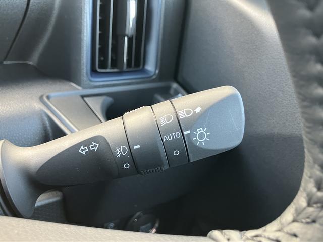 タントカスタムＲＳリミテッド　届け出済み未使用車保証　新車保証・まごころ保証　１年間・走行距離無制限付き（東京都）の中古車