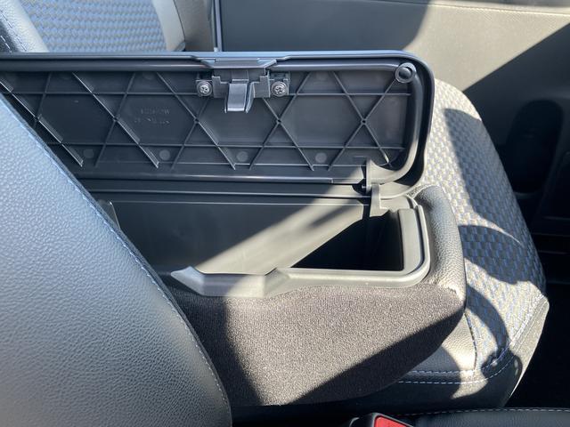 タントカスタムＲＳリミテッド　届け出済み未使用車保証　新車保証・まごころ保証　１年間・走行距離無制限付き（東京都）の中古車