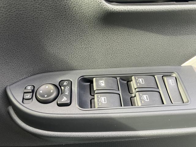 タントＸ　ＣＤステレオ　シートヒーター　電動パーキングブレーキ保証　新車保証・まごころ保証　１年間・走行距離無制限付き（東京都）の中古車