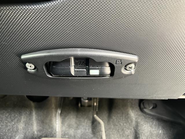 ロッキープレミアムＧ　ＨＥＶ保証　新車保証・まごころ保証　１年間・走行距離無制限付き（東京都）の中古車