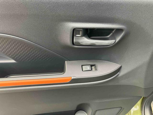 タントファンクロスターボ　届出済み未使用車保証　新車保証・まごころ保証　１年間・走行距離無制限付き（東京都）の中古車