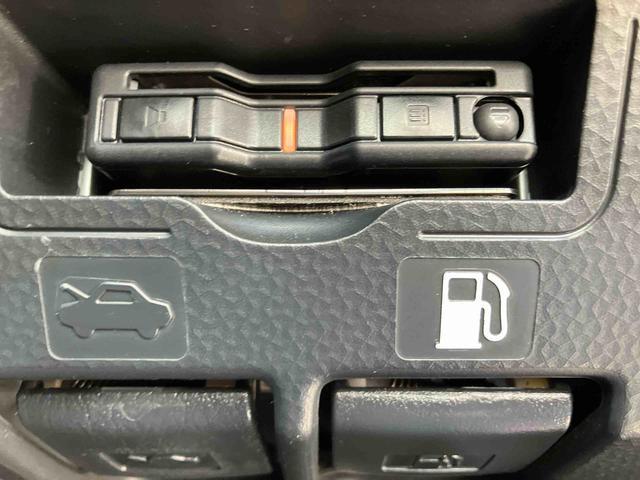 トールカスタムＧ保証　新車保証・まごころ保証　１年間・走行距離無制限付き　点検記録簿　ＥＴＣ　アルミホイール　スマートキー・プッシュスタート　エアバッグ　ＡＢＳ　キーフリーキー（東京都）の中古車