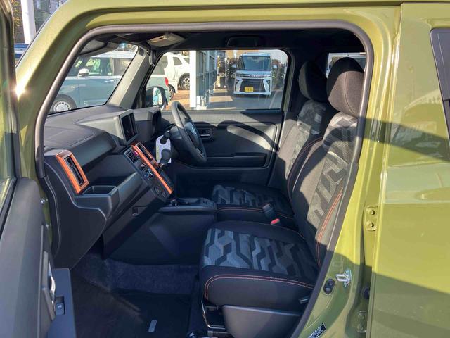 タフトＧガラスルーフ　ルーフレール　１５インチアルミ　ＬＥＤヘッドライト＆フォグランプ　バックカメラ　プッシュボタンスターター　シートヒーター　電動駐車ブレーキ　コーナーセンサー　衝突被害軽減ブレーキ（千葉県）の中古車