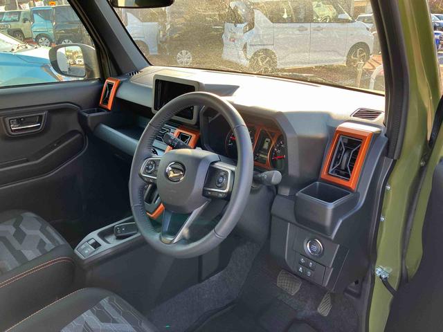 タフトＧガラスルーフ　ルーフレール　１５インチアルミ　ＬＥＤヘッドライト＆フォグランプ　バックカメラ　プッシュボタンスターター　シートヒーター　電動駐車ブレーキ　コーナーセンサー　衝突被害軽減ブレーキ（千葉県）の中古車