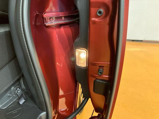 トールカスタムＧバックカメラ　ステアリングスイッチ　ＬＥＤヘッドライト＆フォグランプ　両側電動スライドドア　自動追従クルコン　電動パーキングブレーキ　１４インチアルミホイール　オートライト　コーナーセンサー（千葉県）の中古車