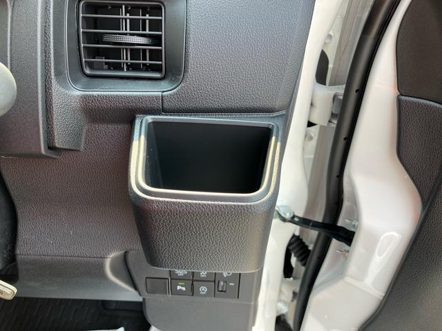 ハイゼットカーゴスペシャル衝突被害軽減ブレーキ　コーナーセンサー　オートライト　フロントパワーウィンドウ　オーバーヘッドシェルフ　スピーカー一体型ＡＭ・ＦＭラジオ　アイドリングストップ（千葉県）の中古車