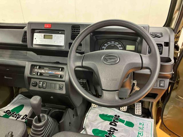 ハイゼットトラックスタンダード　農用スペシャルＣＤラジオチューナー（ＡＵＸ接続）／ＥＴＣ／荷台作業灯／スーパーデフロック／４枚リヤリーフスプリング／ゲートプロテクター／ガードフレームプロテクター／荷台マット／円高フロアマット（千葉県）の中古車