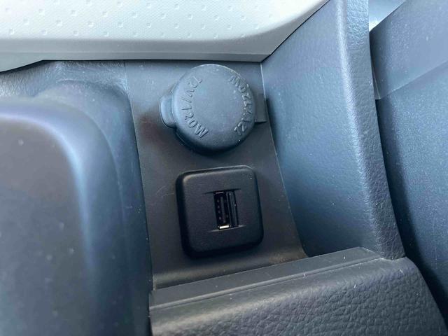 モコＸ　ＦＯＵＲ４ＷＤ　バックモニター付きＣＤチューナー　ＥＴＣ　運転席シートヒーター　プッシュボタンスターター　イモビライザー　照明付きバニディミラー　電動格納ドアミラー　プライバシーガラス（千葉県）の中古車