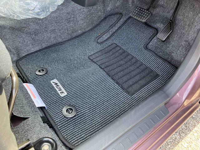 ムーヴカスタム　ＸＡｓ−Ｉｓ車　ディスチャージドヘッドランプ／フォグランプ　ドアミラーターンランプ　トップシェードフロントガラス　スマートキー／プッシュボタンスタート　アルミホイール　セキュリティーアラーム（千葉県）の中古車