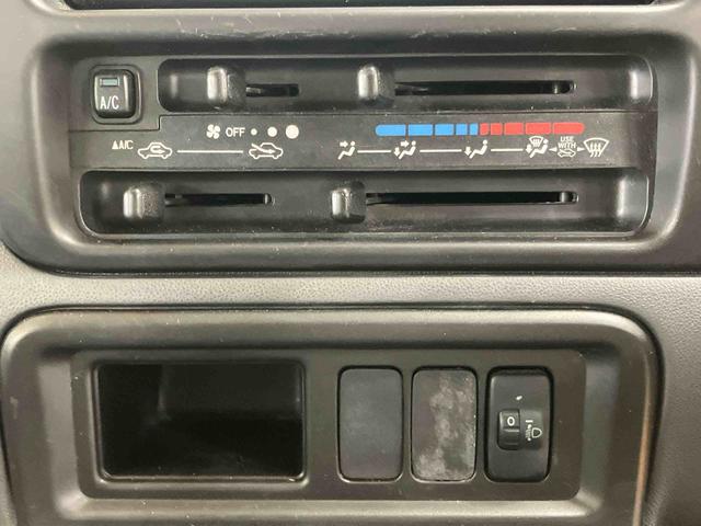 ハイゼットカーゴデッキバンＧバックカメラ連動フルセグナビゲーション　ブルートゥース対応　ＵＳＢ接続　ＥＴＣ　キーレスエントリー　シガーソケット　灰皿　手動式レベリングハロゲンヘッドライト　前席パワーウインドウ（千葉県）の中古車
