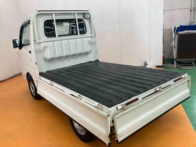 ハイゼットトラックスタンダード　農用スペシャルパートタイム４ＷＤ　スーパーデフロック　リヤ４枚リーフスプリング　大型荷台作業灯　ゲートプロテクター　ガードフレームプロテクター　荷台ゴムマット　　　助手席シートバックポケット（千葉県）の中古車