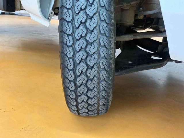 ハイゼットトラックスタンダード　農用スペシャルパートタイム４ＷＤ　スーパーデフロック　リヤ４枚リーフスプリング　大型荷台作業灯　ゲートプロテクター　ガードフレームプロテクター　荷台ゴムマット　　　助手席シートバックポケット（千葉県）の中古車