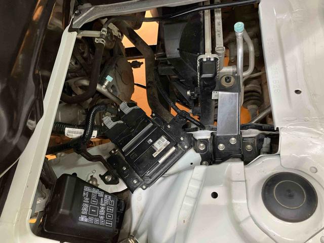 ハイゼットトラックスタンダード　農用スペシャルパートタイム４ＷＤ　スーパーデフロック　リヤ４枚リーフスプリング　大型荷台作業灯　ゲートプロテクター　ガードフレームプロテクター　荷台ゴムマット　　　助手席シートバックポケット（千葉県）の中古車