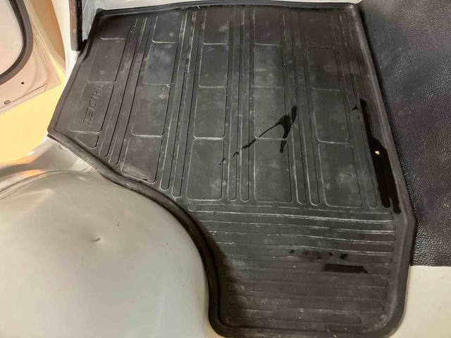 ハイゼットトラックスタンダード　農用スペシャルパートタイム４ＷＤ　スーパーデフロック　リヤ４枚リーフスプリング　大型荷台作業灯　ゲートプロテクター　ガードフレームプロテクター　荷台ゴムマット　　　助手席シートバックポケット（千葉県）の中古車