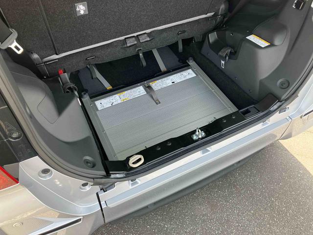 タントスローパー　Ｘ福祉車両　車いす用リモコン付き電動ウインチ　９型ナビ／ＢＴ／ＤＴＶ／ＤＩＳＣ／バックカメラ　前ドラレコ　左側パワスラ　シートヒーター　ＬＥＤヘッドライト　プッシュボタンスターター　衝突被害軽減ブレーキ（千葉県）の中古車