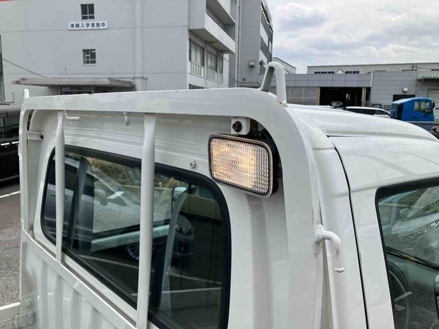 ハイゼットトラック農用スペシャル５速マニュアル　４ＷＤ　副変速機　荷台ライト　リヤ４枚リーフスプリング　スピーカー一体型ＡＭ／ＦＭラジオ　エアコン　パワステ（千葉県）の中古車