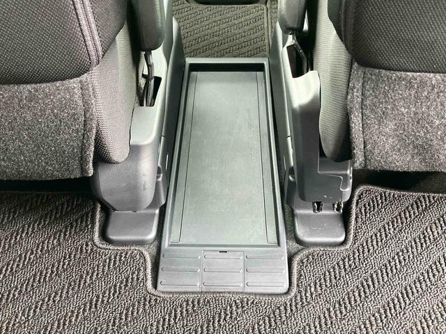 トールカスタムＧ９型ナビ／ＢＴ／ＤＴＶ／ＤＩＳＣ／バックカメラ／ステアリングスイッチ　ＥＴＣ　両側パワスラ　ＬＥＤヘッドライト＆フォグランプ　１４インチアルミ　電動駐車ブレーキ　コーナーセンサー　衝突被害軽減ブレーキ（千葉県）の中古車