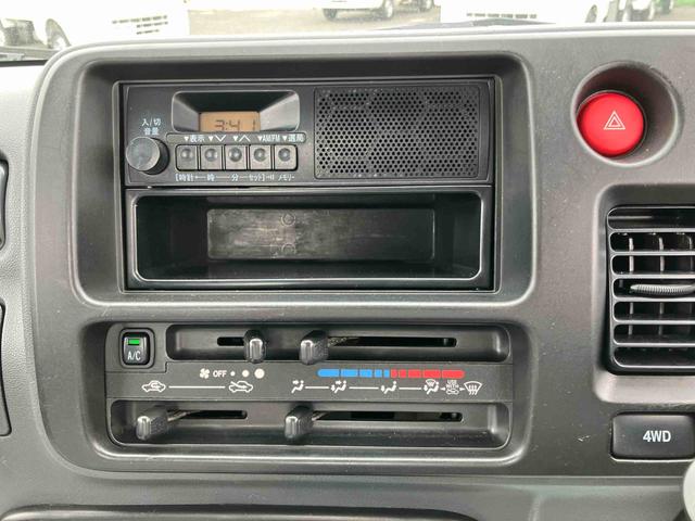 ハイゼットトラックエアコン・パワステ　スペシャルＡｓ−Ｉｓ車　パートタイム４ＷＤ　ＡＭラジオ　エアコン　パワステ（千葉県）の中古車