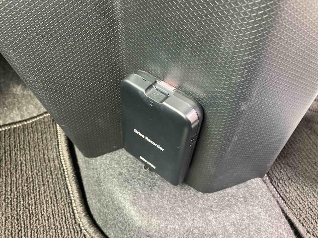 タントＸセレクションナビ／ＢＴ／ＤＴＶ／ＤＩＳＣ／バックカメラ　前後ドラレコ　ＥＴＣ　左側パワスラ　ＬＥＤヘッドライト　シートヒーター　シートバックテーブル　プッシュボタンスタート　衝突被害軽減ブレーキ（千葉県）の中古車