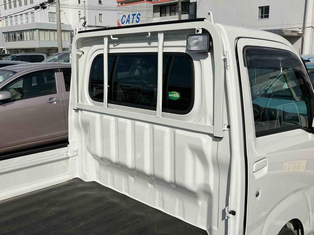 ハイゼットトラックエクストラＳＡIIIｔ　４ＷＤ４ＷＤ　４速ＡＴ　ＣＤチューナー　ＬＥＤヘッド＆フォグランプ　リヤ４枚リーフスプリング　荷台灯　　テールゲートチェーン　フロントメッキガーニッシュ　パワーウインドウ　キーレス　衝突被害軽減ブレーキ（千葉県）の中古車
