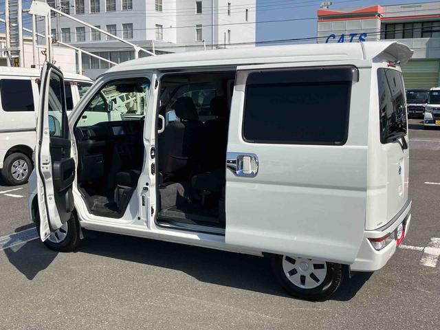 ハイゼットカーゴクルーズターボＳＡIII　４ＷＤ４ＷＤ　ナビ／ＢＴ／ＤＴＶ／ＤＩＳＣ／バックカメラ　前後ドラレコ　ＥＴＣ　フロントメッキガーニッシュ　リヤスポイラー　ＬＥＤヘッド＆フォグランプ　電格ドアミラー　ＬＥＤ荷室灯　衝突被害軽減ブレーキ（千葉県）の中古車
