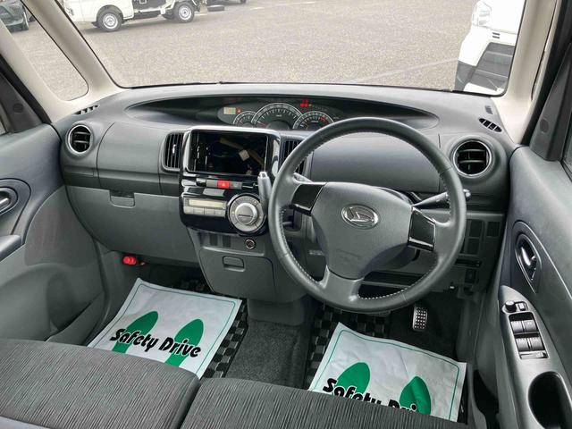 タントカスタムＲＳＡｓ−Ｉｓ車　ターボ車　４ＷＤ　ディスチャージドヘッドランプ　フォグランプ　トップシェードガラス　革巻きステアリング　イルミネーション付オーバーヘッドコンソール　セキュリティーアラーム（千葉県）の中古車