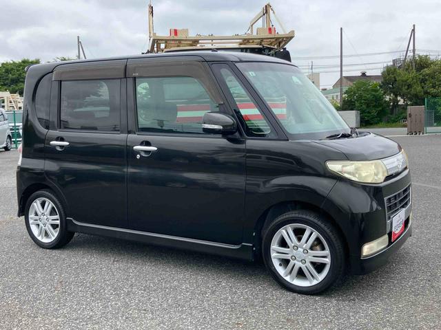 タントカスタムＲＳＡｓ−Ｉｓ車　ターボ車　４ＷＤ　ディスチャージドヘッドランプ　フォグランプ　トップシェードガラス　革巻きステアリング　イルミネーション付オーバーヘッドコンソール　セキュリティーアラーム（千葉県）の中古車