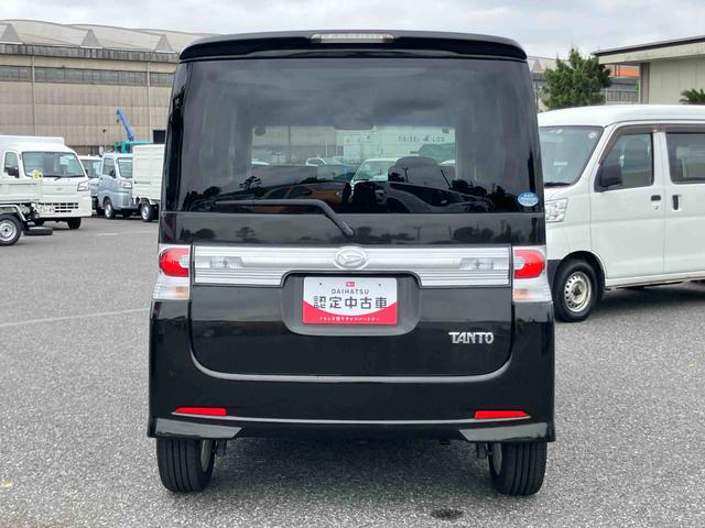 タントカスタムＲＳＡｓ−Ｉｓ車　ターボ車　４ＷＤ　ディスチャージドヘッドランプ　フォグランプ　トップシェードガラス　革巻きステアリング　イルミネーション付オーバーヘッドコンソール　セキュリティーアラーム（千葉県）の中古車