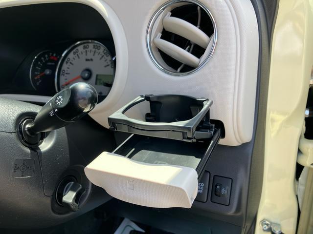 ミラココアココアＸスペシャルコーデナビ／ＴＶ／ＣＤ／ＵＳＢ／バックカメラ　ＥＴＣ　専用シート表皮　クリアテールランプ　キーフリーシステム　電動格納ドアミラー　オートエアコン　アイドリングストップ（千葉県）の中古車