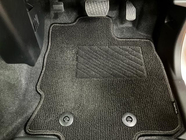タントカスタムＲＳセレクションアダプティブクルーズコントロール　前席シートヒーター　運転席ロングスライドシート　ビルトインＥＴＣ　チルトステアリング　運転席シートリフター　両側電動スライドドア　ミラクルオープンドア（千葉県）の中古車