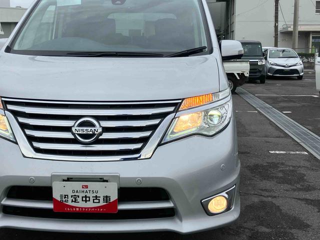 セレナハイウェイスターＧ　Ｓ−ＨＶアドバンスドセーフティアラウンドビューモニター　フルセグナビゲーション　ブルートゥース対応　ＵＳＢ接続　ビルトインＥＴＣ　ツインエアコン　オートライト　プッシュエンジンスタート　キーフリーシステム　３列シート（千葉県）の中古車