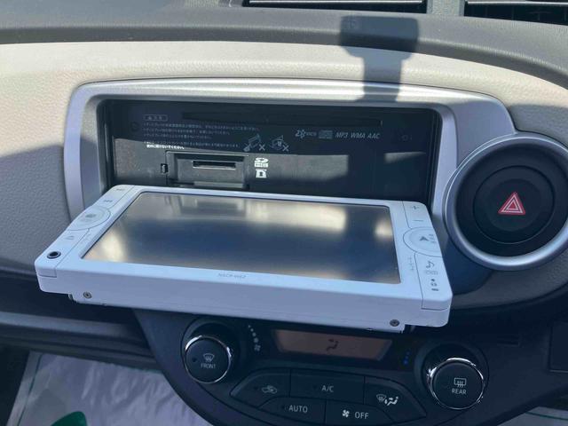 ヴィッツＵワンセグナビ　ブルートゥース対応　ＡＵＸ接続　オートライト　プッシュエンジンスタート　キーフリーシステム　運転席シートヒーター　チルトステアリング　運転席シートリフター　バニティーミラー付サンバイザー（千葉県）の中古車