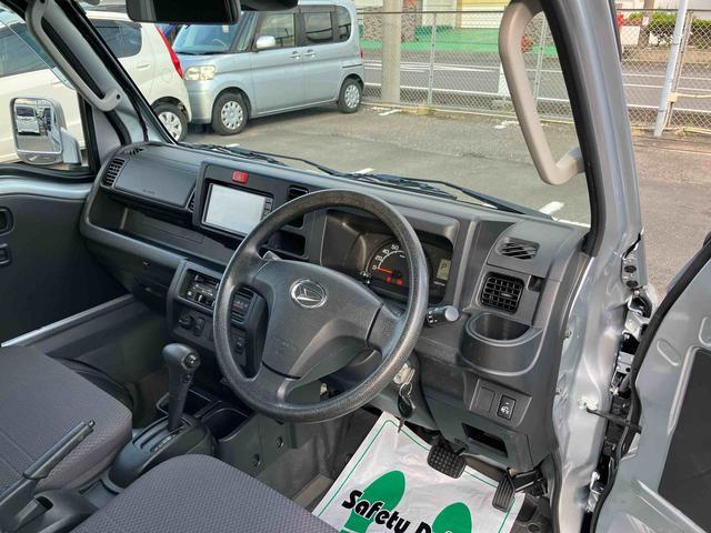 ハイゼットトラックエクストラＳＡIIIｔ　４ＷＤ４ＷＤ　ナビ／ＢＴ／ＤＴＶ／ＣＤ／ＤＶＤ　前後ドラレコ　ＥＴＣ　ＬＥＤフォグランプ　リヤ４枚リーフスプリング　荷台灯　テールゲートチェーン　パワーウインドウ　キーレス　衝突被害軽減ブレーキ（千葉県）の中古車