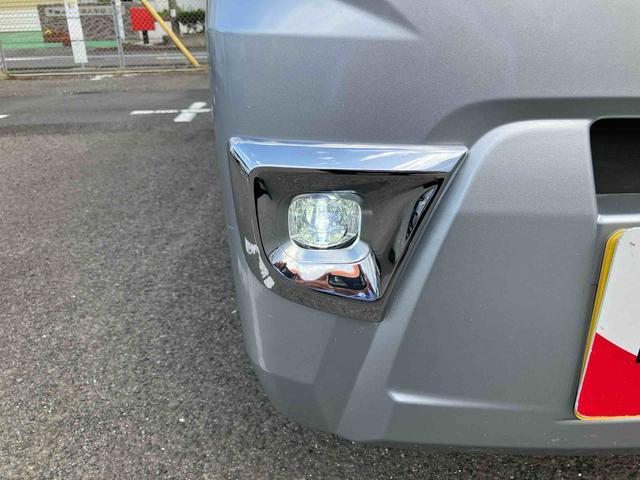 ハイゼットトラックエクストラＳＡIIIｔ　４ＷＤ４ＷＤ　ナビ／ＢＴ／ＤＴＶ／ＣＤ／ＤＶＤ　前後ドラレコ　ＥＴＣ　ＬＥＤフォグランプ　リヤ４枚リーフスプリング　荷台灯　テールゲートチェーン　パワーウインドウ　キーレス　衝突被害軽減ブレーキ（千葉県）の中古車