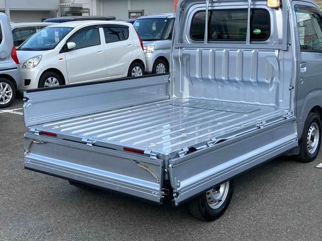 ハイゼットトラックエクストラＳＡIIIｔ　４ＷＤ４ＷＤ　ナビ／ＢＴ／ＤＴＶ／ＣＤ／ＤＶＤ　前後ドラレコ　ＥＴＣ　ＬＥＤフォグランプ　リヤ４枚リーフスプリング　荷台灯　テールゲートチェーン　パワーウインドウ　キーレス　衝突被害軽減ブレーキ（千葉県）の中古車