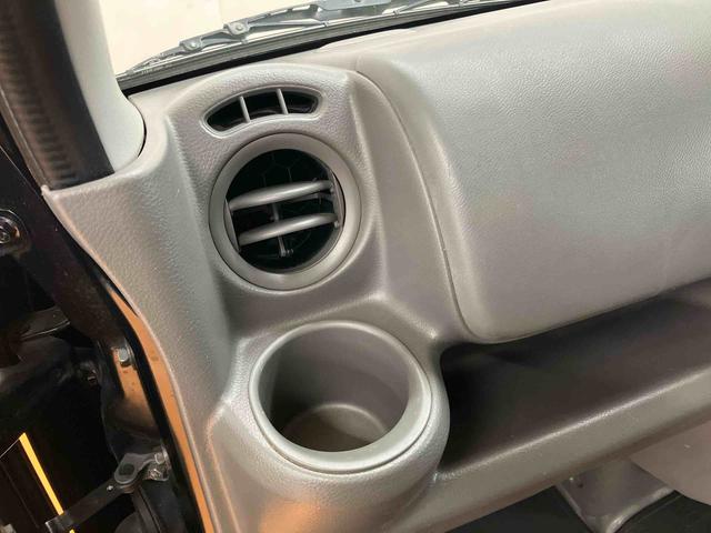 ＮＶ１００クリッパーバンＤＸ　ＧＬパッケージフロントドライブレコーダー　ＥＴＣ　スピーカー一体型ＦＭ．ＡＭラジオチューナー　キーレスエントリー　ＬＥＤ荷室作業灯　オーバーヘッドシェルフ　灰皿　ショッピングフック　前席パワーウインドウ（千葉県）の中古車