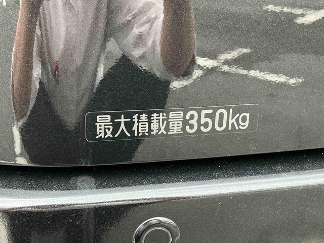 ハイゼットカーゴクルーズ　４ＷＤ電子制御４ＷＤ　ナビ／ＢＴ／ＴＶ／ＤＩＳＣ　ＥＴＣ　ＬＥＤヘッド＆フォグランプ　左右分割可倒式リヤシート　プッシュボタンスタート　電格ドアミラー　荷室ＬＥＤ灯　イージークローザー　衝突被害軽減ブレーキ（千葉県）の中古車