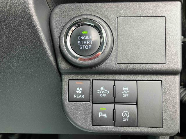 ハイゼットカーゴクルーズ　４ＷＤ電子制御４ＷＤ　ナビ／ＢＴ／ＴＶ／ＤＩＳＣ　ＥＴＣ　ＬＥＤヘッド＆フォグランプ　左右分割可倒式リヤシート　プッシュボタンスタート　電格ドアミラー　荷室ＬＥＤ灯　イージークローザー　衝突被害軽減ブレーキ（千葉県）の中古車