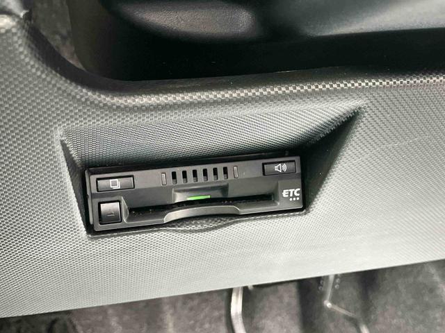 ロッキープレミアム９型ナビ／ＢＴ／ＤＴＶ／ＤＩＳＣ／バックカメラ／ステアリングスイッチ　前後ドラレコ　ＥＴＣ　クルコン　ＬＥＤヘッド＆フォグランプ　１７インチアルミ　シートヒーター　ＢＳＭ　衝突被害軽減ブレーキ（千葉県）の中古車