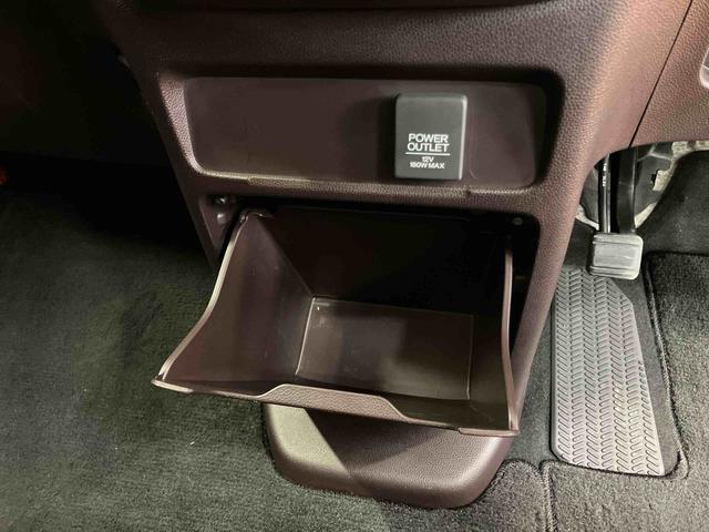 Ｎ−ＷＧＮカスタムＧ・ターボパッケージバックカメラ連動ワンセグナビ　ブルートゥース対応　ＥＴＣ　クルーズコントロール　オートライト　プッシュエンジンスタート　キーフリーシステム　オートエアコン　チルトステアリング　運転席シートリフター（千葉県）の中古車